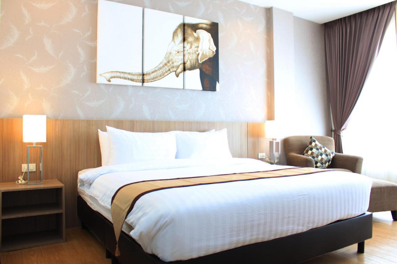 Sr Boutique Hotel Thakhek Bagian luar foto