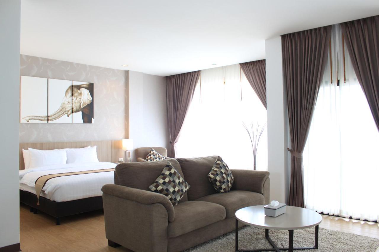 Sr Boutique Hotel Thakhek Bagian luar foto